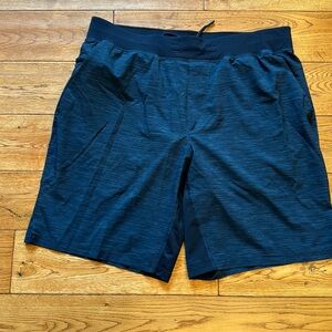 Lululemon Men’s Lined Short 9”, Sz XL in Blue & Black, Great Condition, Like New